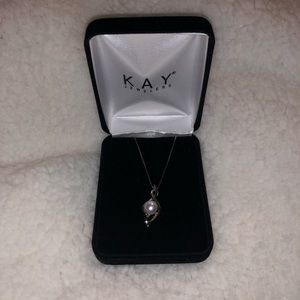 Authentic Kay Jewelers pearl necklace.